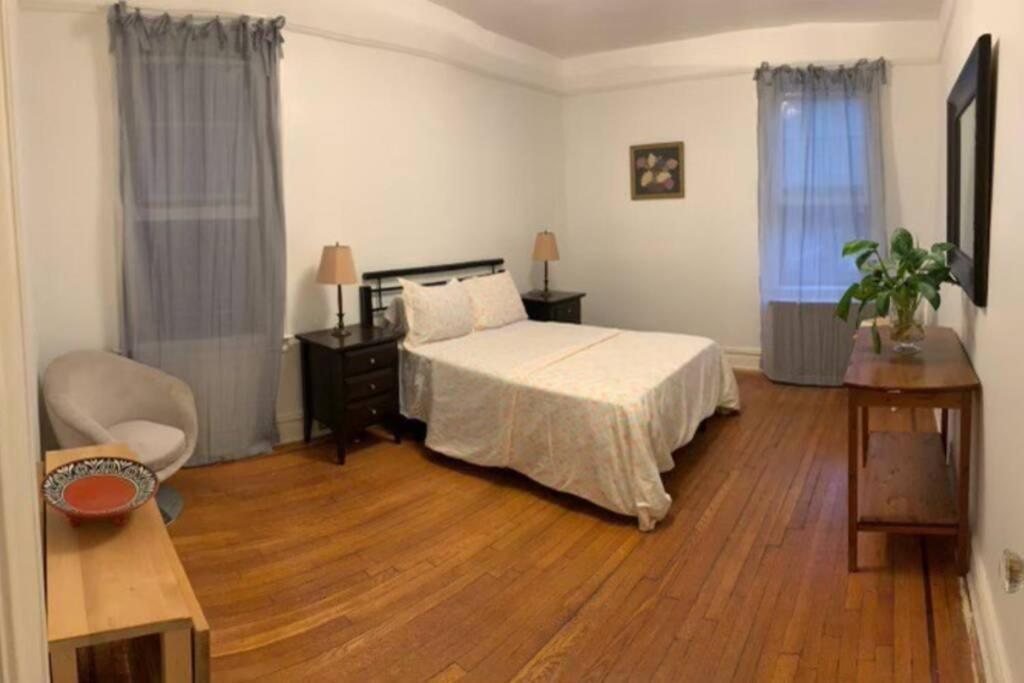 Cozy 2 Bedroom Apartment In Queens Nova Iorque Exterior foto